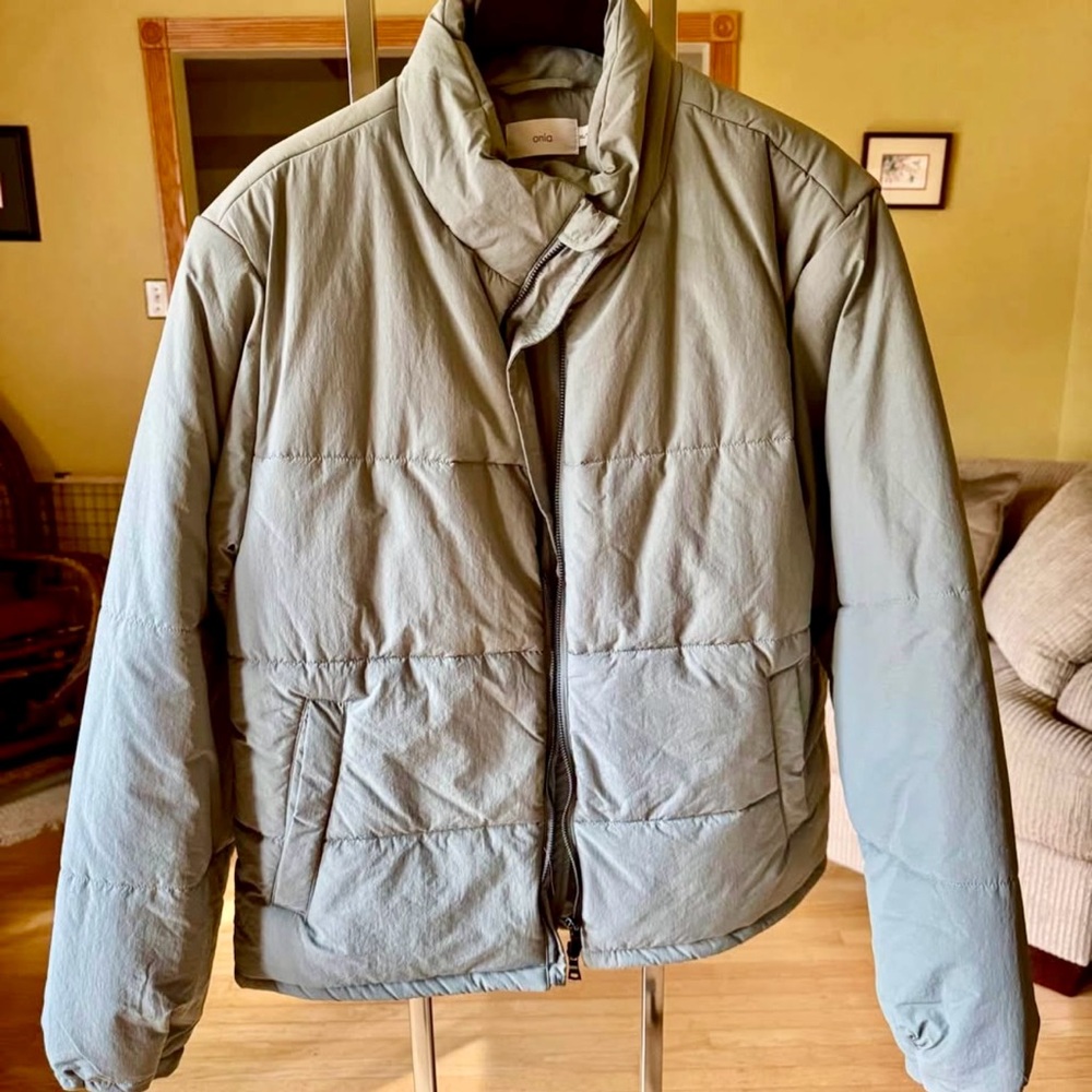 Onia women’s light green khaki Puffer Jacket xl